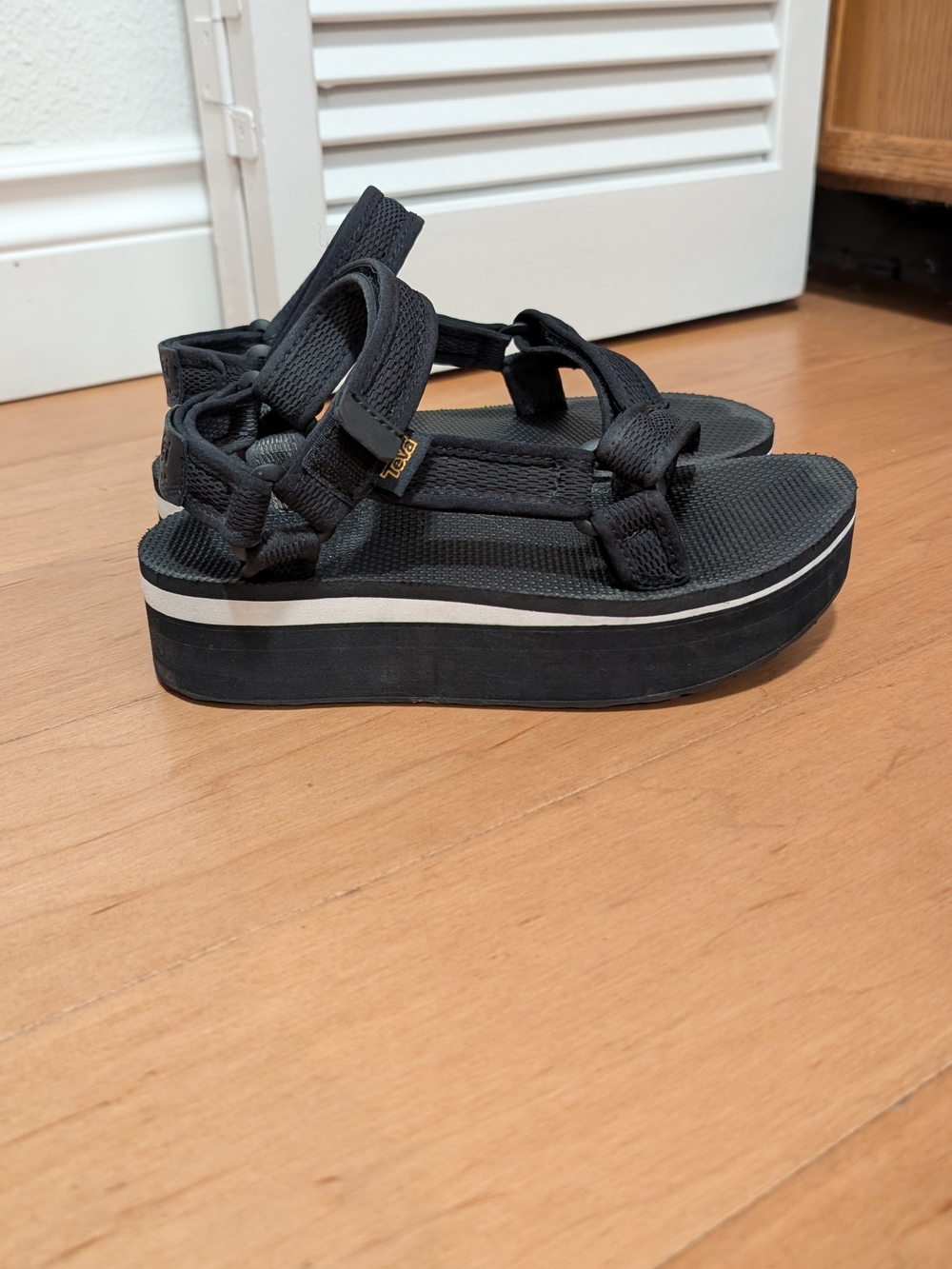 Teva Flatform Universal Sandals with White Stripe